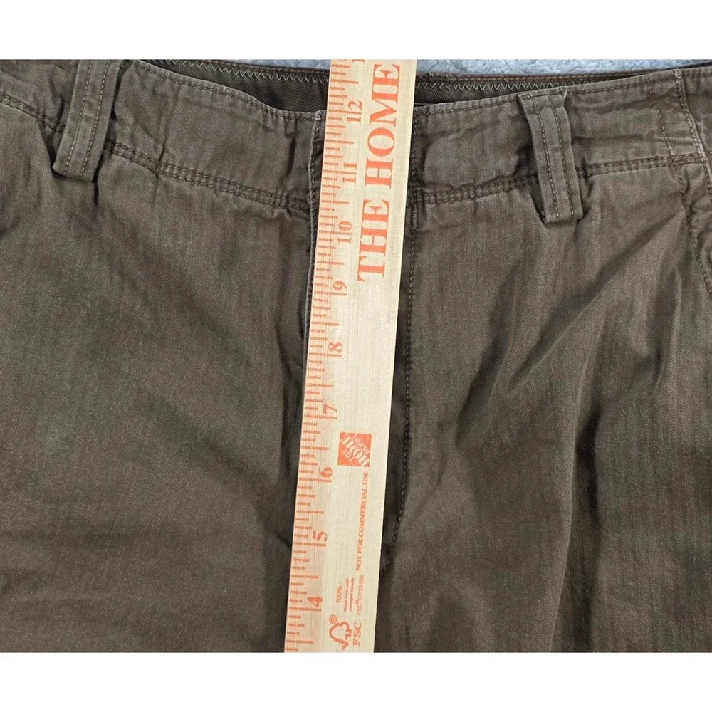 Banana Republic Garment Dye Relaxed Fit Cargo Shorts Brown 32 Mens Utility
